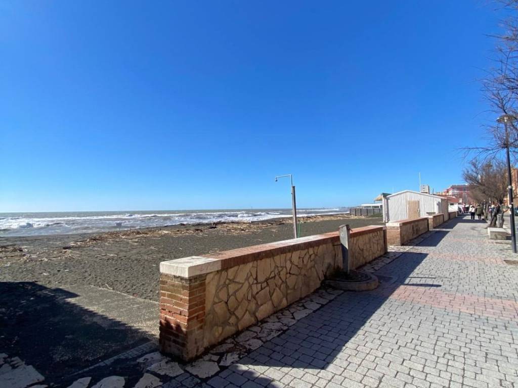 Appartamento a Ladispoli in Via del Mare - Foto 2