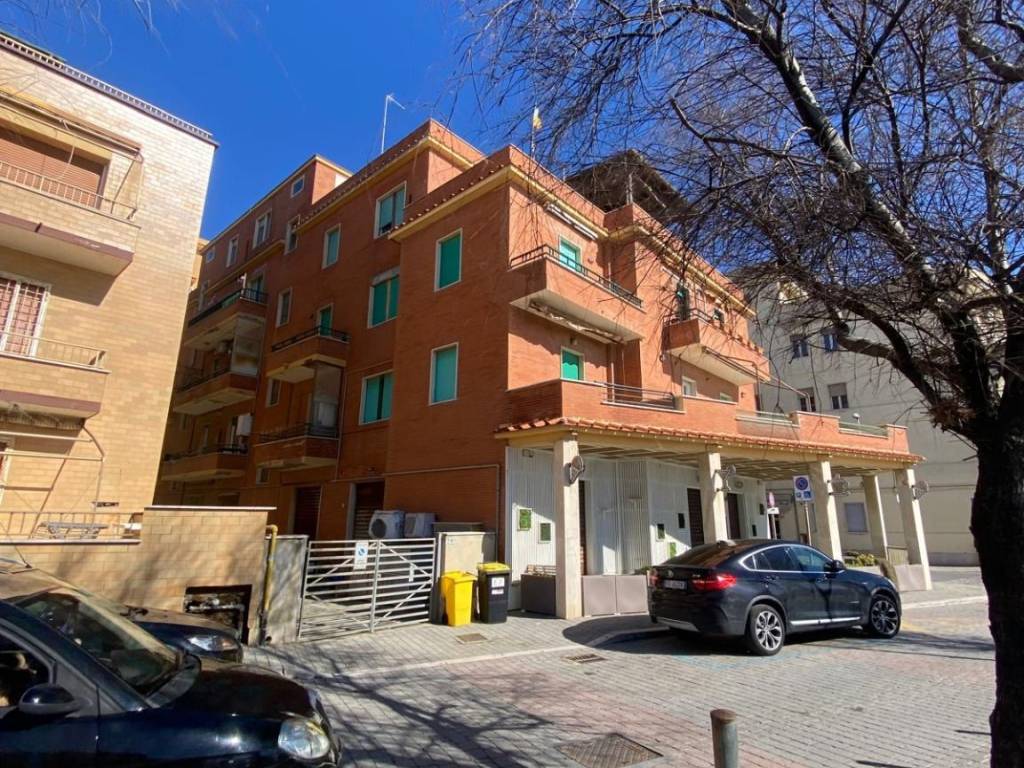 Appartamento a Ladispoli in Via del Mare - Foto 3