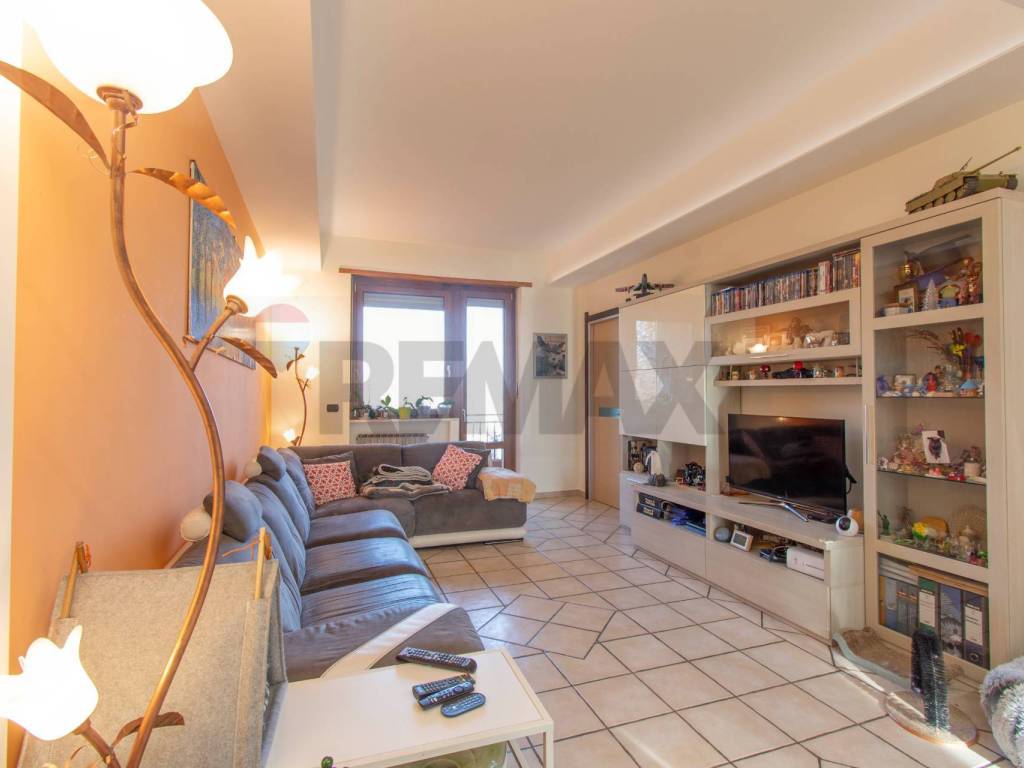 Appartamento a Collegno in Via Amendola, 6 - Foto 2