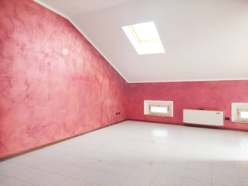 Attico / mansarda a Brescello in Via Giosuè Carducci - Foto 5