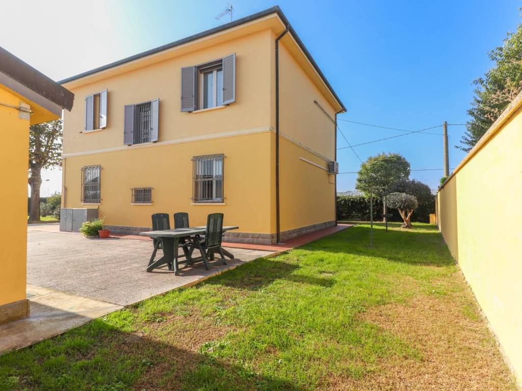 Villa a Molinella in Via Redenta, 17 - Foto 5