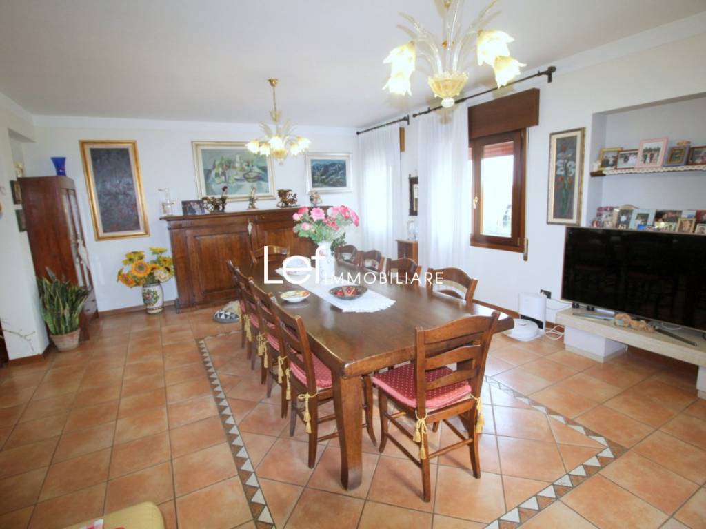Villa a Susegana in Via Giuseppe Garibaldi - Foto 4