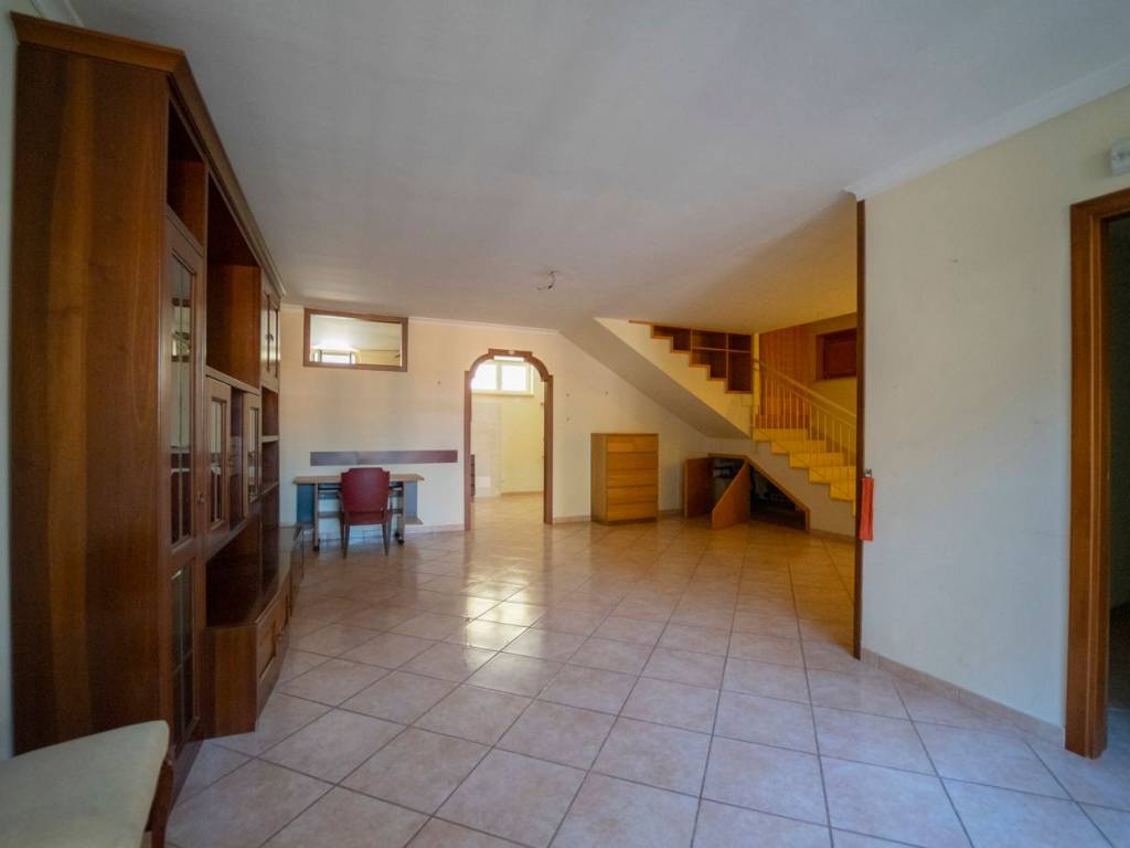 Villa a Giugliano in campania in VIA VICINALE MASSERIA CANOSA, 51 - Foto 3