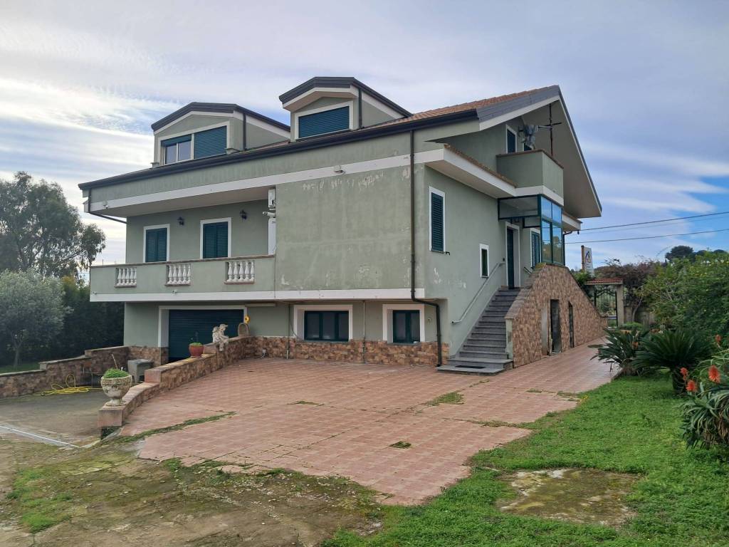 Villa a Sellia marina in Viale Calabricata - Foto 4