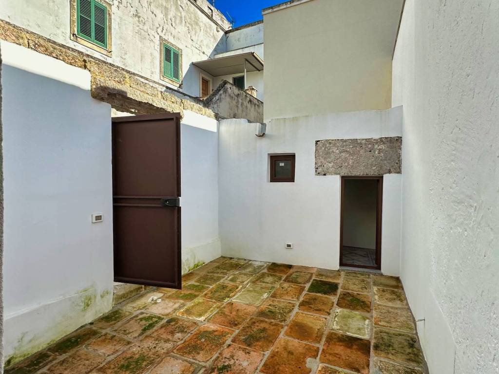 Casa indipendente a Muro leccese in Via Giambattista De Bellis - Foto 3