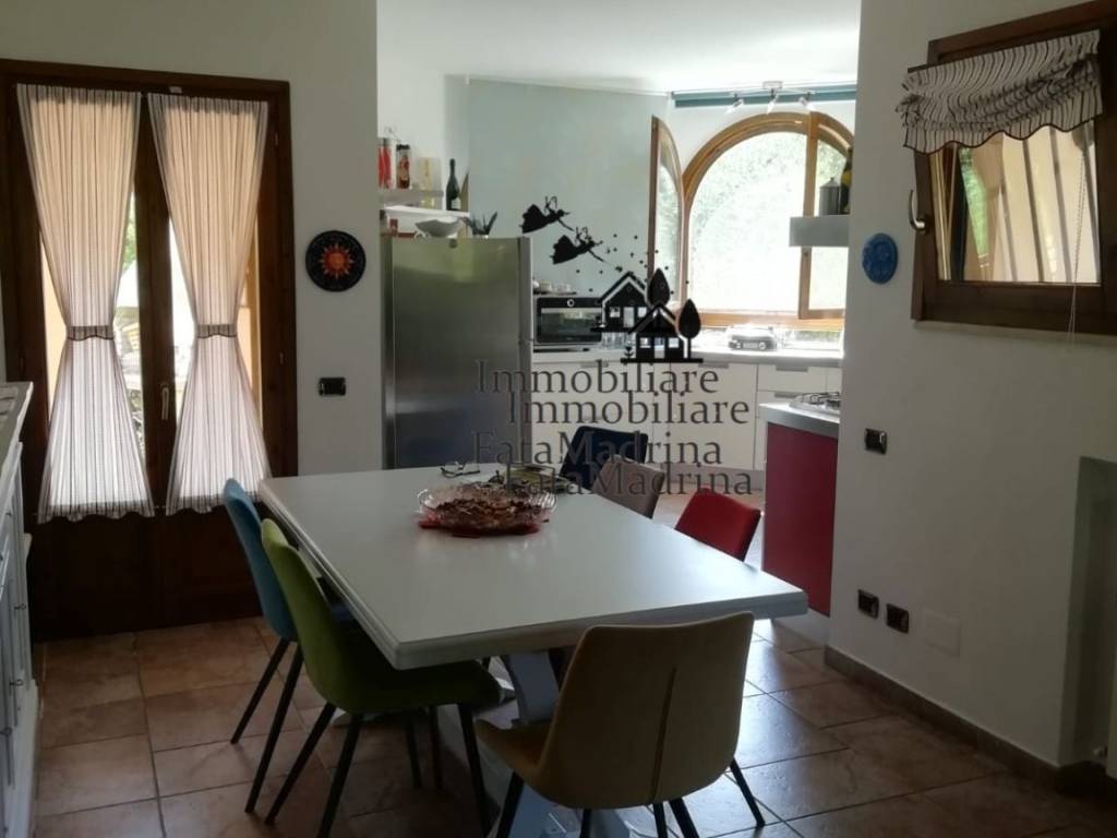 Casa indipendente a Campiglia marittima in Via Don Luigi Sturzo, 15 - Foto 4