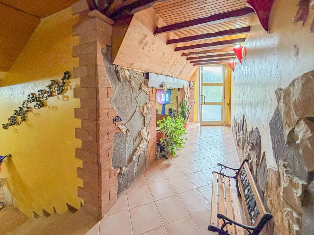 Villa a Castel d'ario in Via Nenni P. - Foto 5