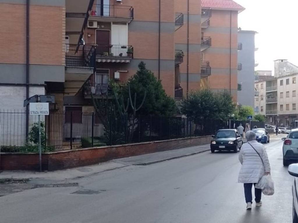 Appartamento a Caserta in Via Ferrarecce - Foto 2