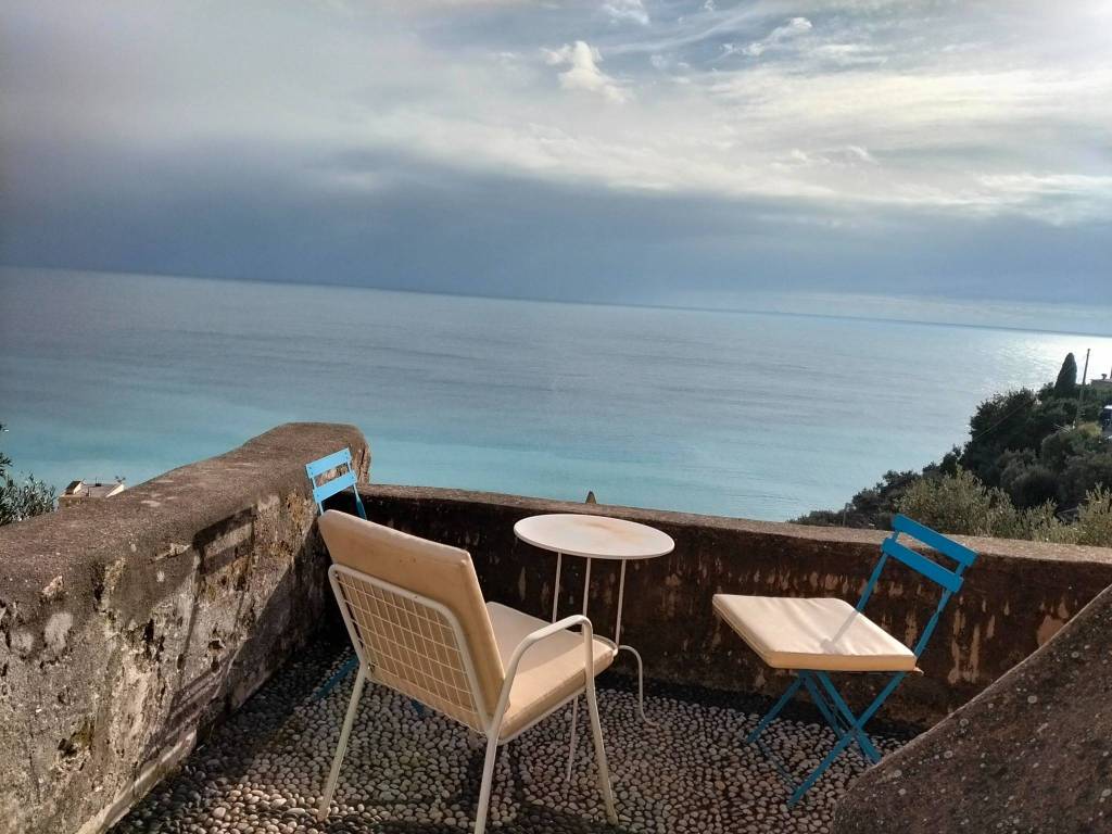 Casa indipendente a Finale ligure in Località Giardino-Varigotti - Foto 4