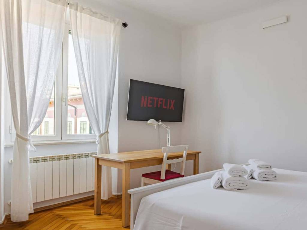 Appartamento a Trieste in Via Giuseppe Bernardino Bison - Foto 2