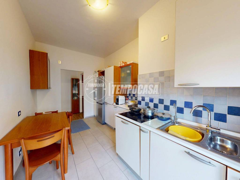 Appartamento a Como in Via Giuseppe Grilloni 15 - Foto 4