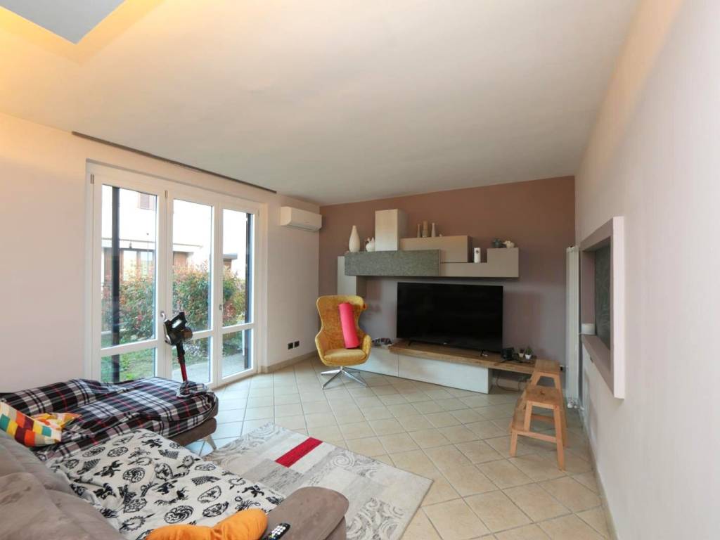 Villa a Canegrate in Via Venezia - Foto 3