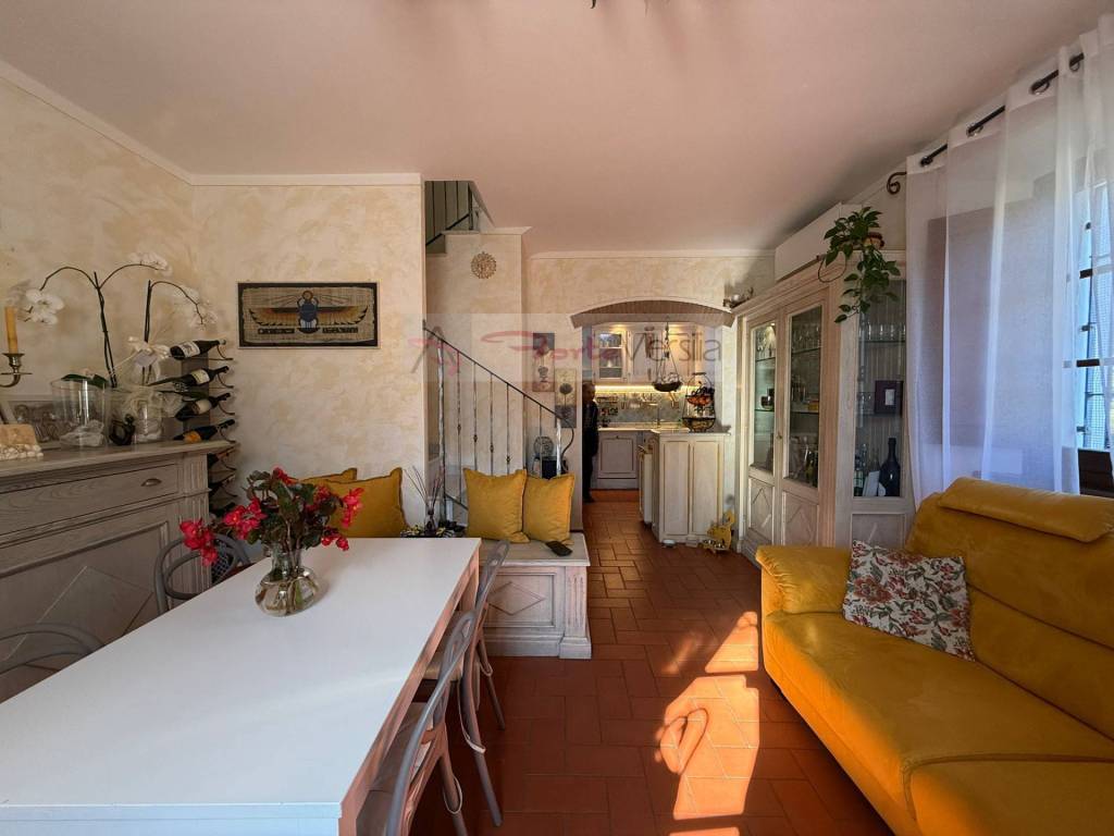 Casa indipendente a Seravezza in Via Serra, 12 - Foto 3