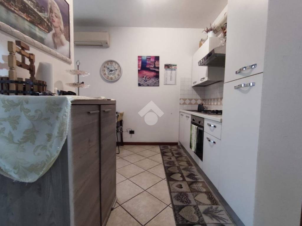 Appartamento a Carpi in Via Cristoforo Colombo, 3 - Foto 2