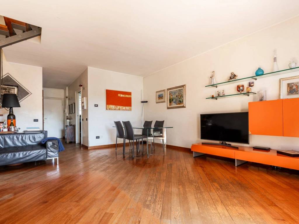 Villa a Lainate in Via Tevere, 7 - Foto 4