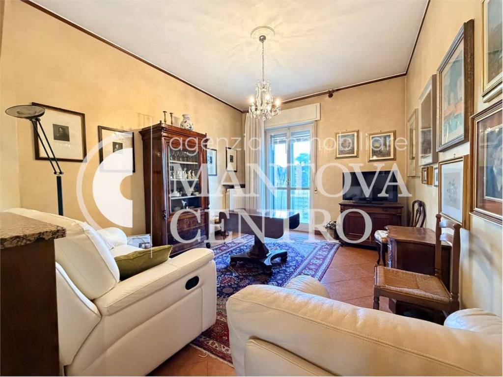 Appartamento a Mantova in via Finetti, 5 - Foto 2