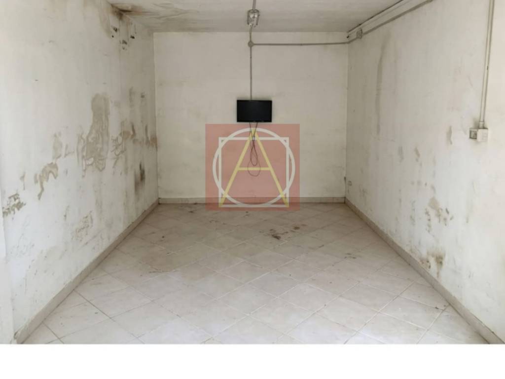 Box / garage a Bologna in Via Giuseppe Crespi, 37 - Foto 5