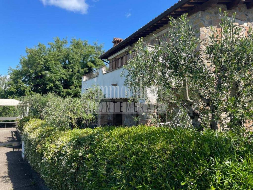 Appartamento a Manciano in Strada Provinciale Follonata - Foto 2