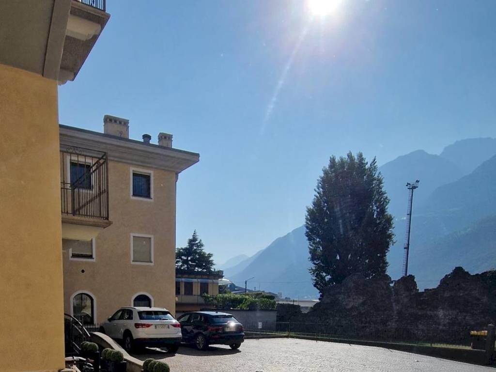 Appartamento a Aosta in Via G. G. Stevenin, 11 - Foto 4
