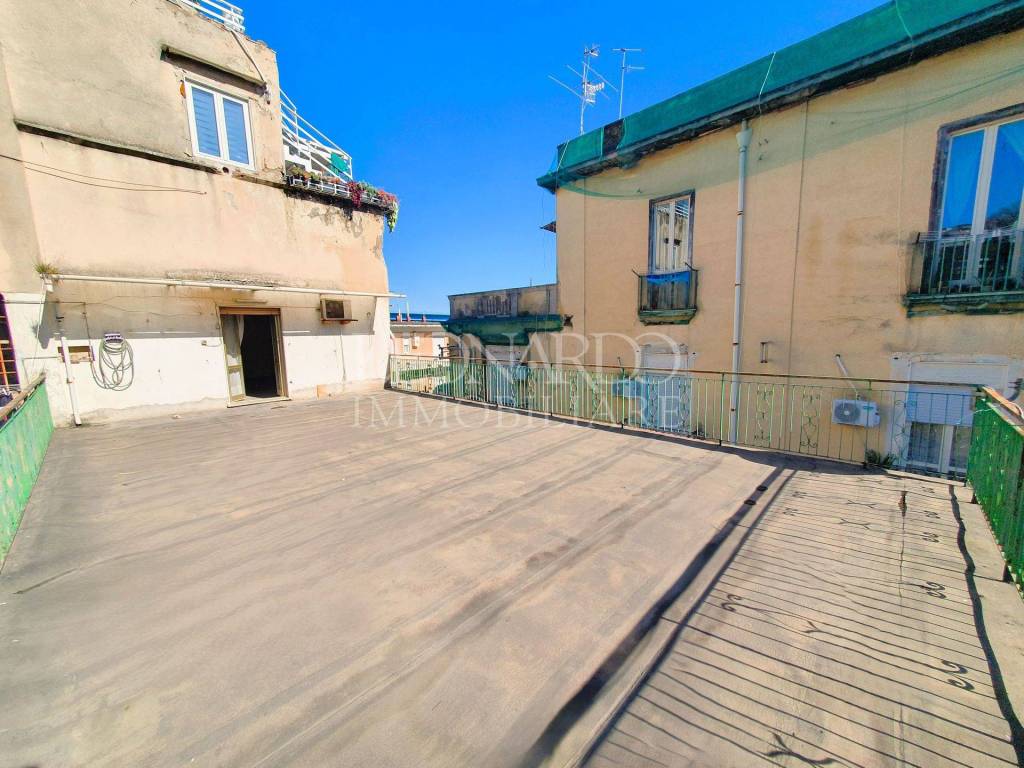Appartamento a Napoli in Vico Sant'Eframo Vecchio - Foto 5