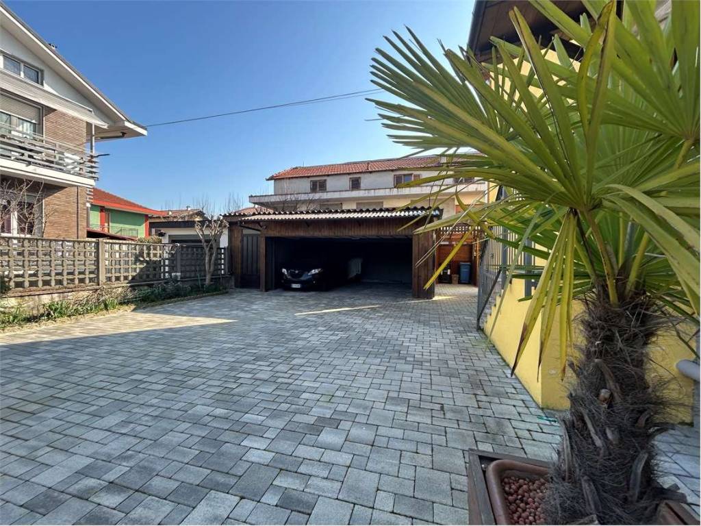 Villa a Trofarello in VIA ALCIDE DE GASPERI, 2 - Foto 4