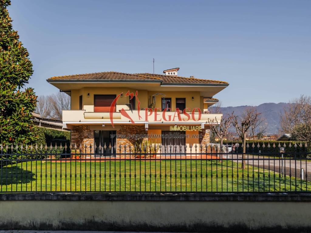 Villa a Capannori in Via di Liso - Foto 2