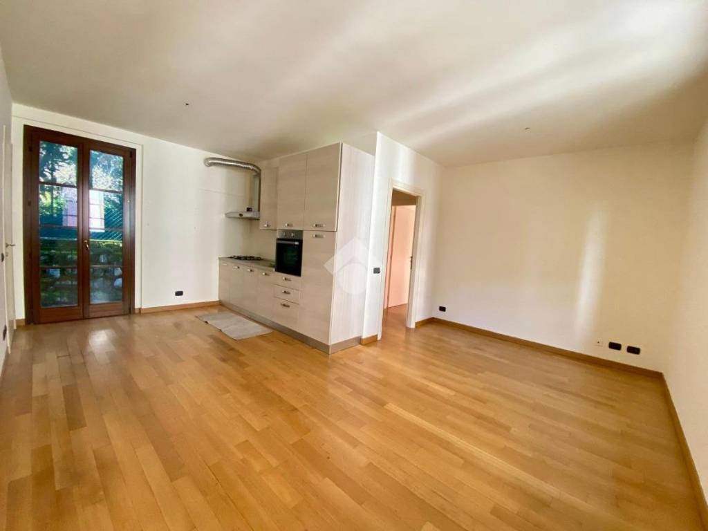 Appartamento a Cantù in Via Vittorio Vergani - Foto 4
