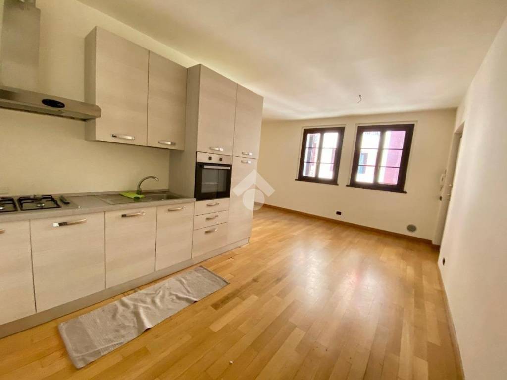 Appartamento a Cantù in Via Vittorio Vergani - Foto 5