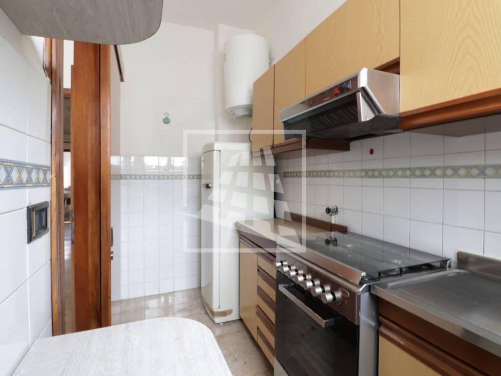 Appartamento a Reggio emilia in Via Glauco Garlassi, 2 - Foto 4