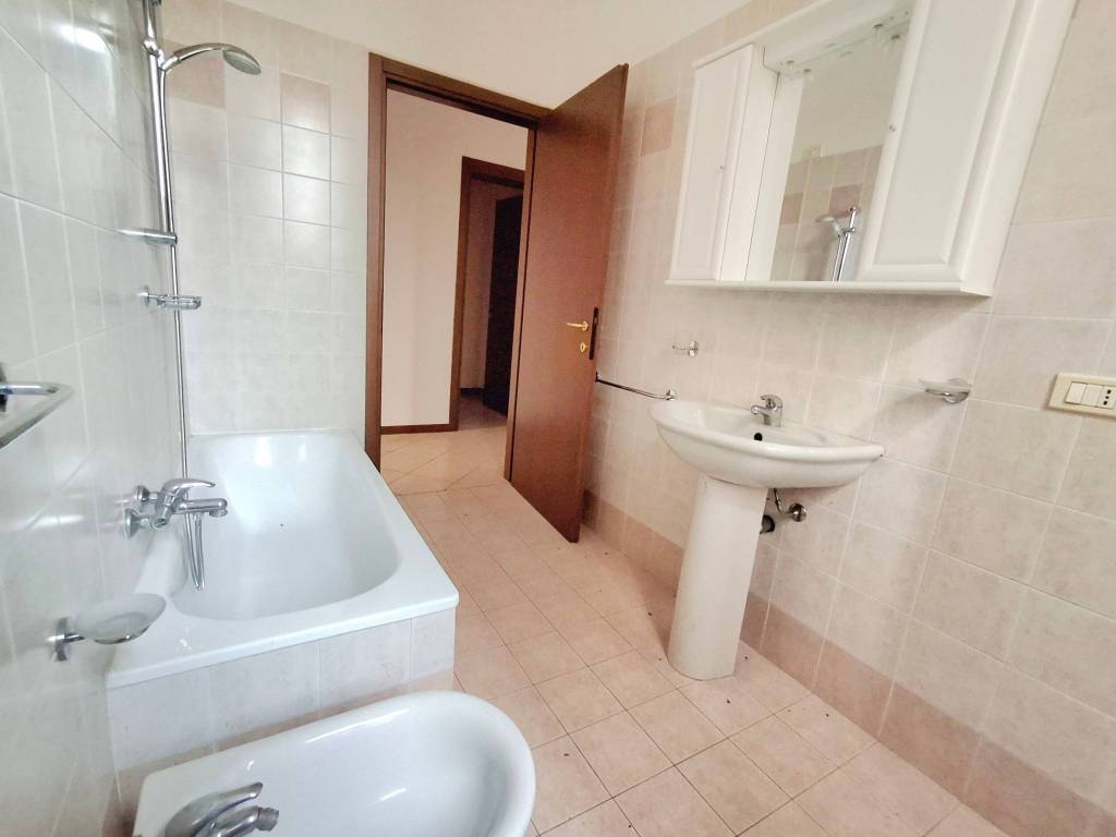 Appartamento a Villimpenta in Via Bassa - Foto 5