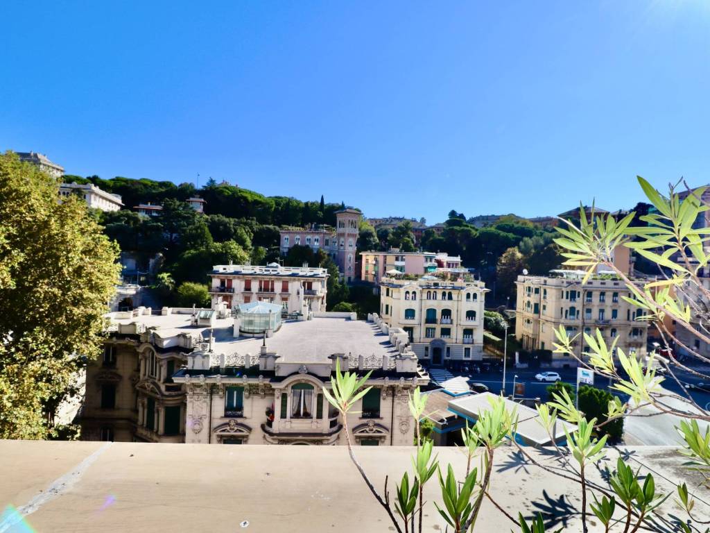 Attico / mansarda a Genova in Piazza Niccolò Tommaseo - Foto 2