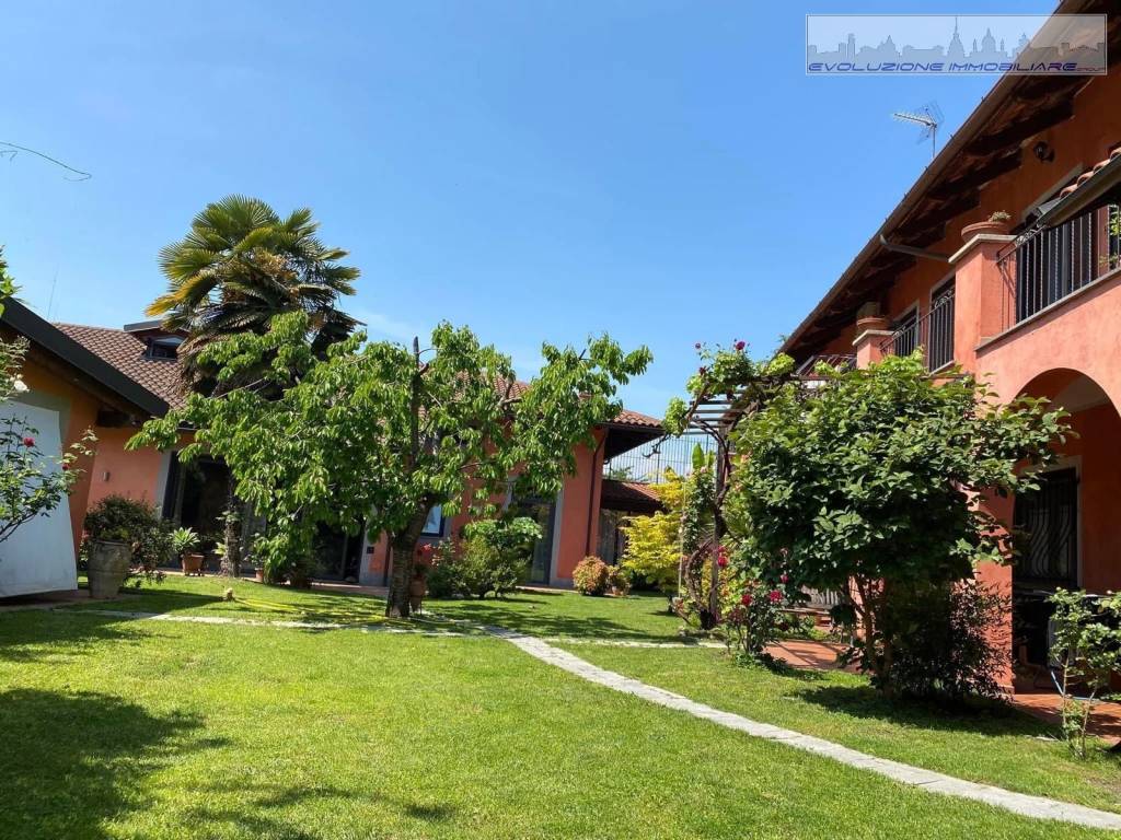 Villa a Caselle torinese in Via Vietta, 5 - Foto 2