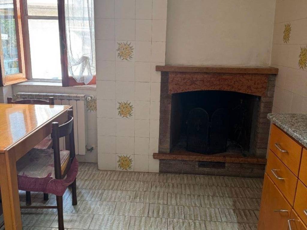 Appartamento a Fondi in Via Andrea Costa - Foto 3