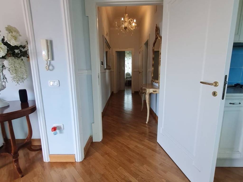 Appartamento a Agropoli in Viale Risorgimento - Foto 2