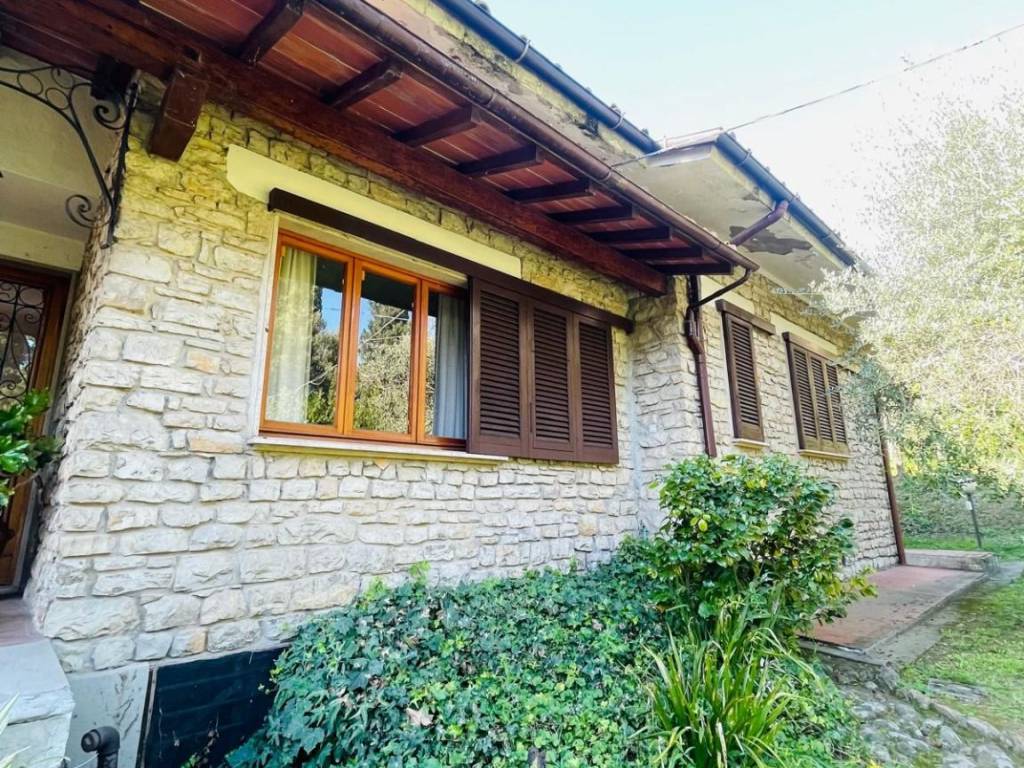 Villa a Pescia - Foto 2