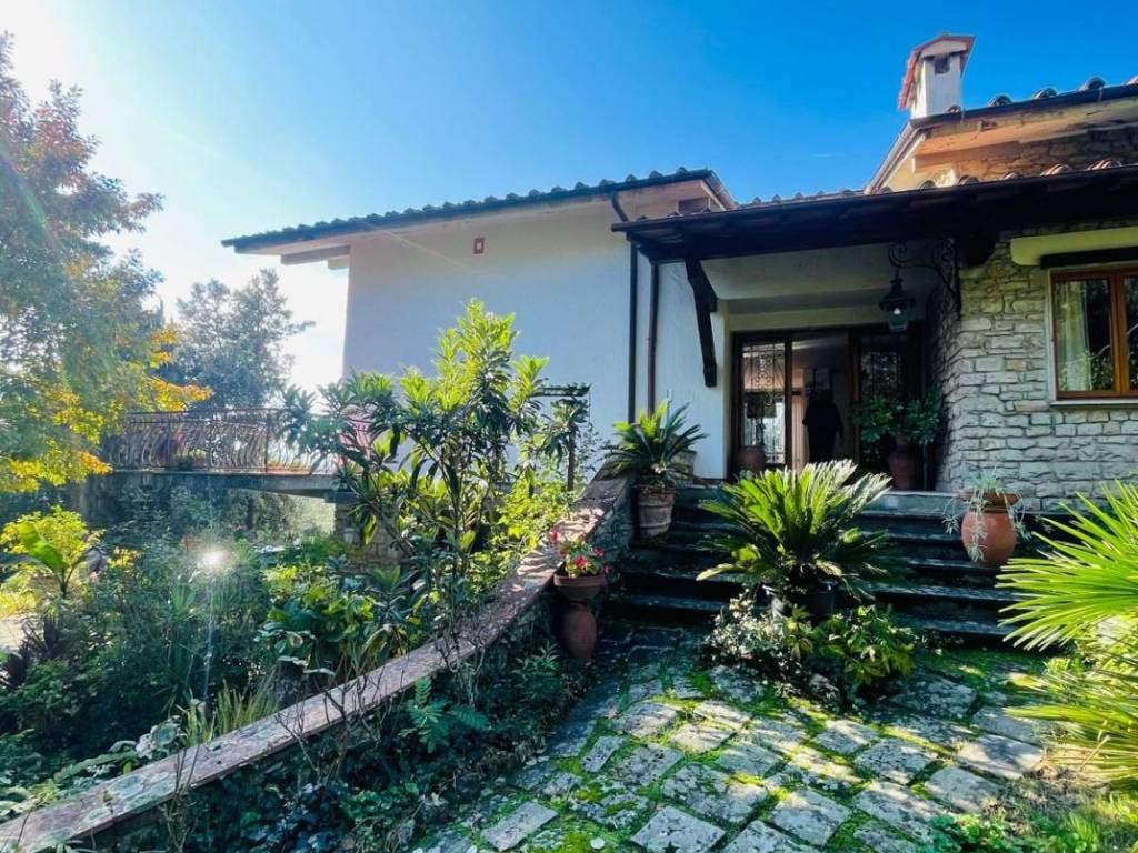 Villa a Pescia - Foto 4