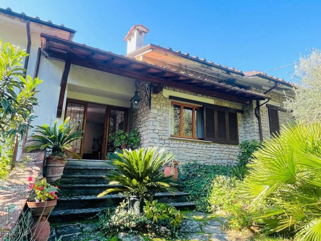 Villa a Pescia - Foto 5