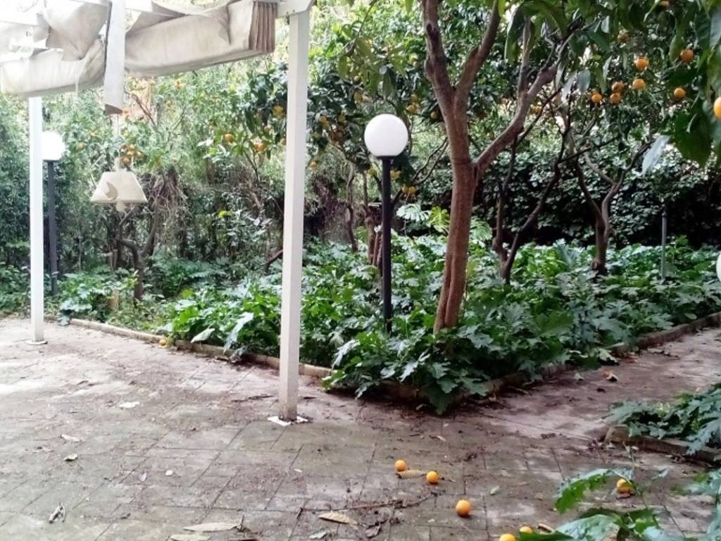 Immobile a Palermo in Via Dante, 163 - Foto 2