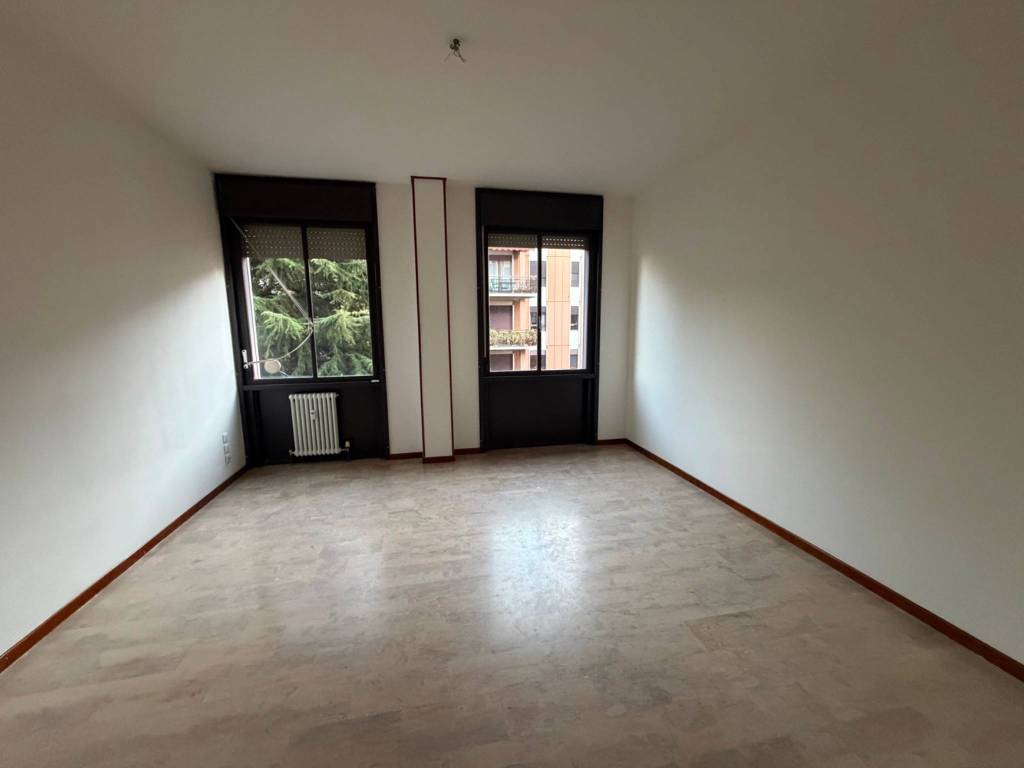 Appartamento a Vicenza in Viale Giuseppe Mazzini - Foto 4