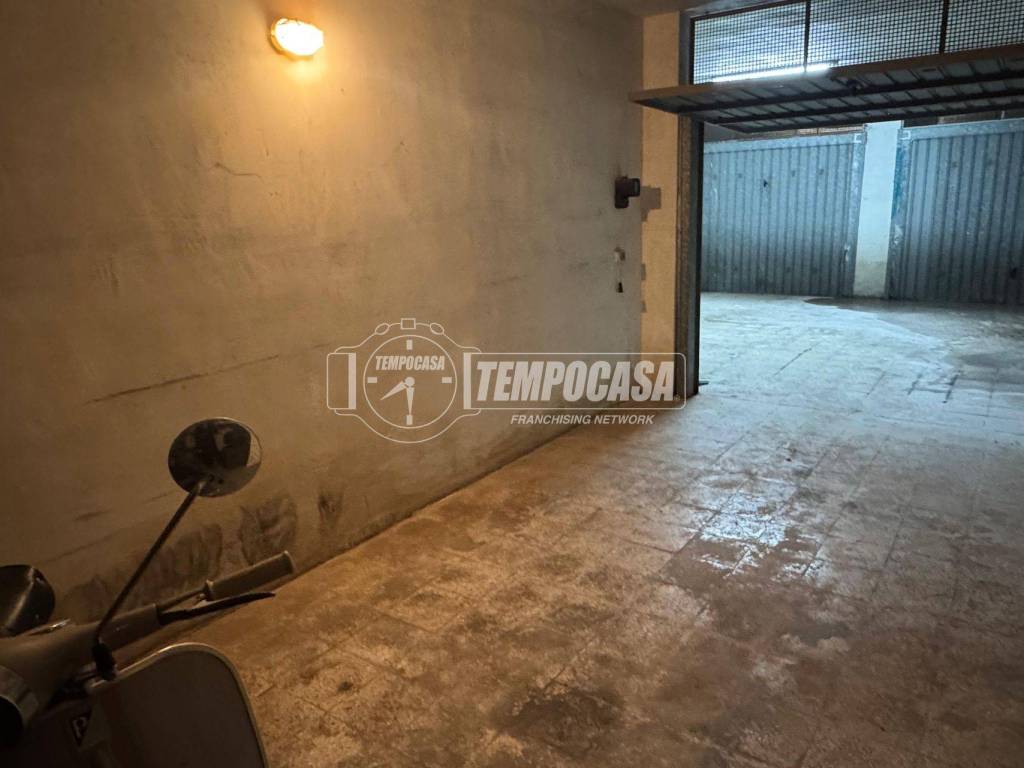 Box / garage a Lecce in Via dei Palumbo 55 - Foto 3