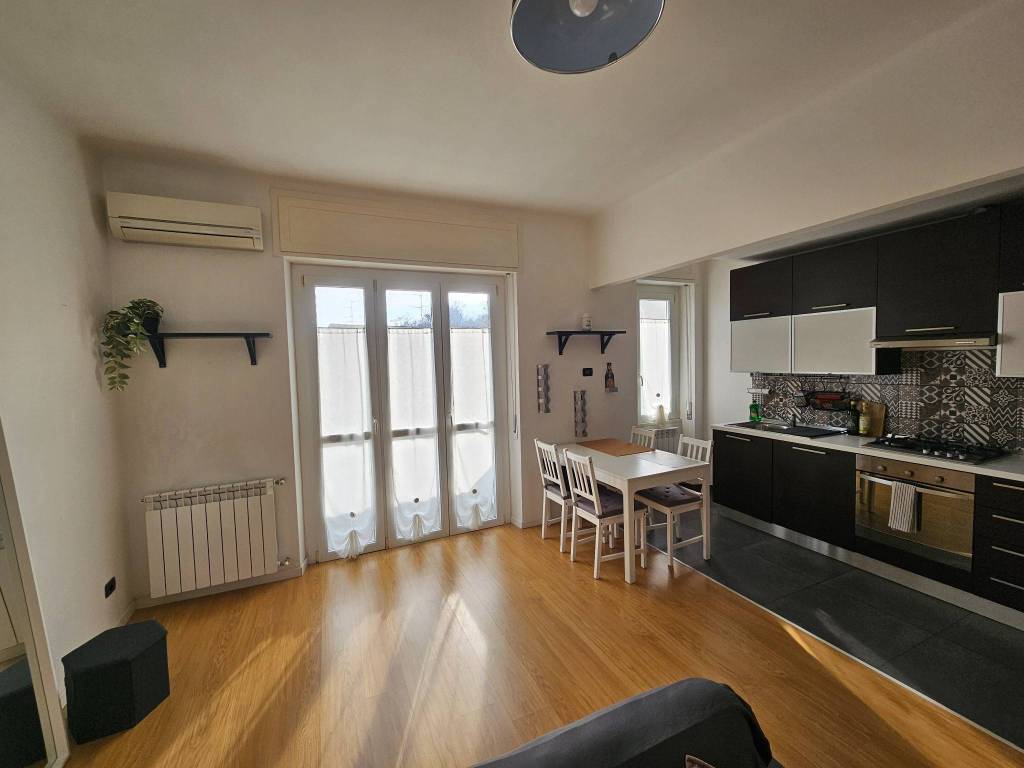 Appartamento a Inverigo in Via Generale Antonio Cantore - Foto 3