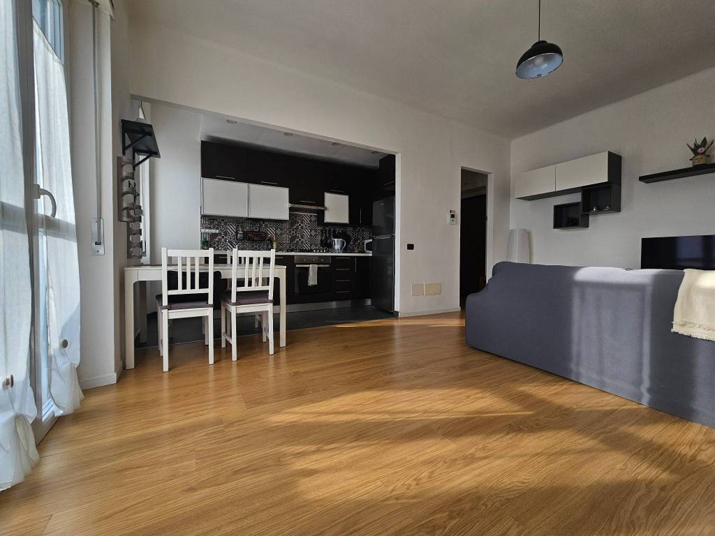 Appartamento a Inverigo in Via Generale Antonio Cantore - Foto 4