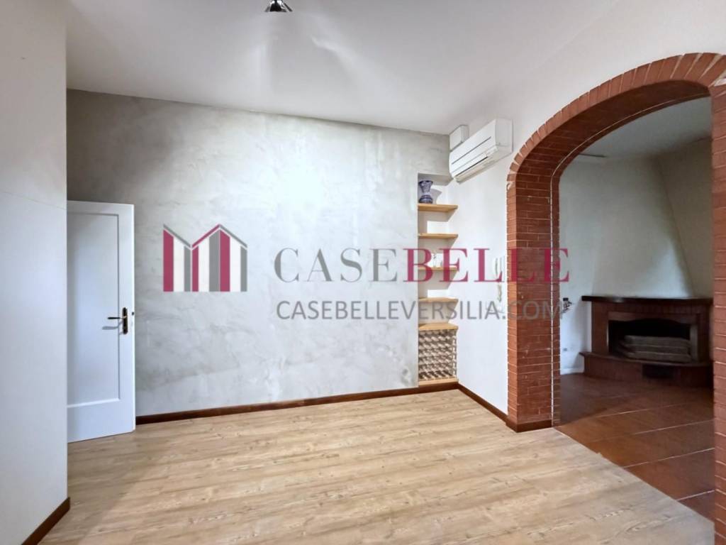 Villetta a schiera a Camaiore in Via Radicchi, - Foto 2