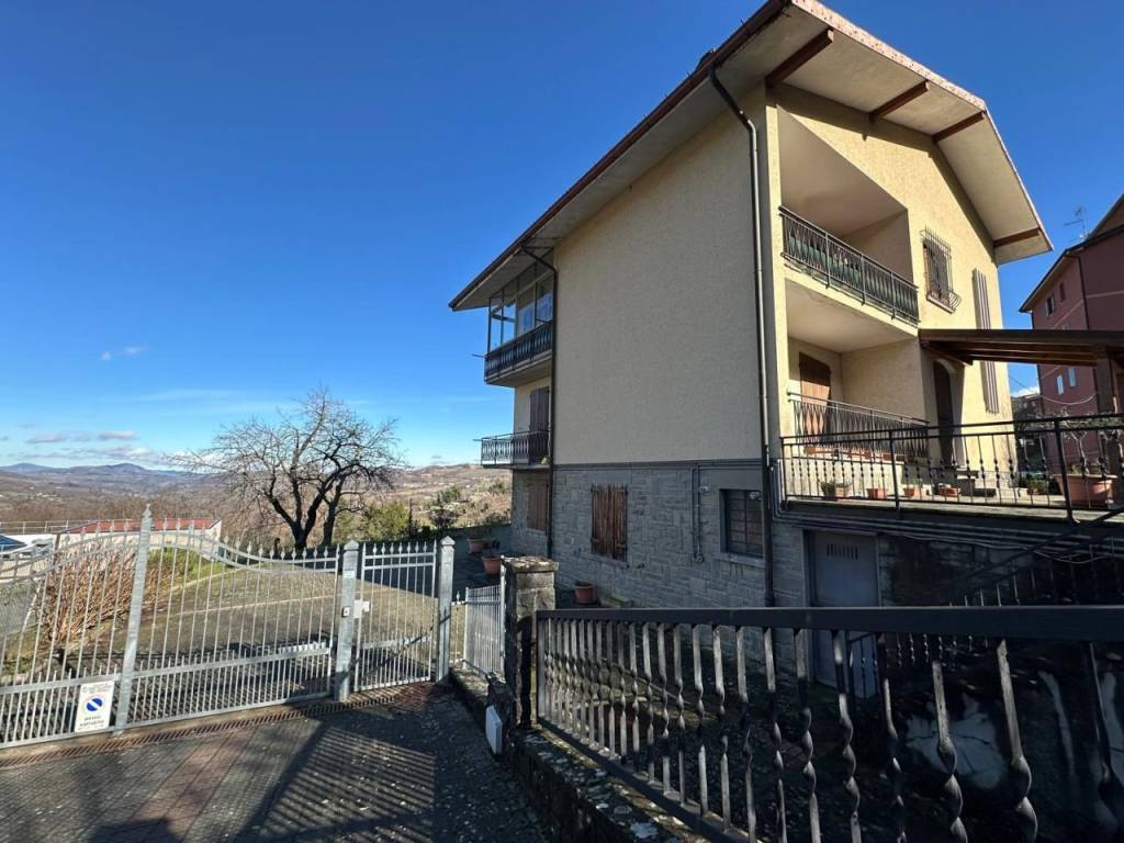 Appartamento a Castiglione dei pepoli in Via Dante Alighieri, 4 - Foto 5