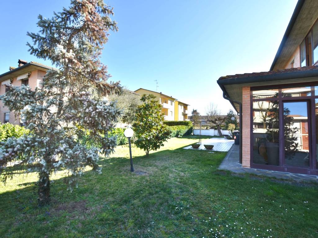 Villa a San pietro in casale in Via XXV Aprile, 30 - Foto 3