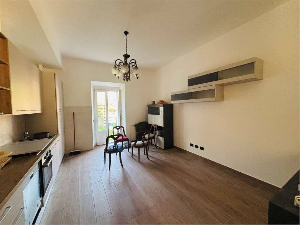 Appartamento a Como in Via dei Mulini, 35 - Foto 2