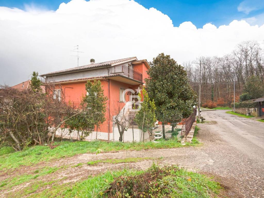 Villa a Vetralla in Via Gorizia - Foto 2