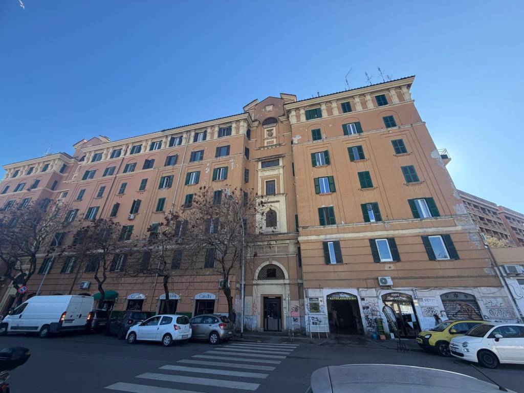 Appartamento a Roma in Via Pellegrino Matteucci - Foto 3