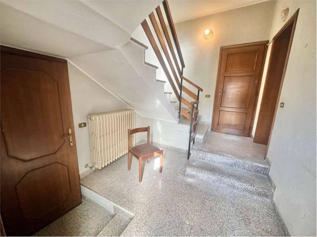 Casa indipendente a Barzanò in Via Colombo - Foto 4