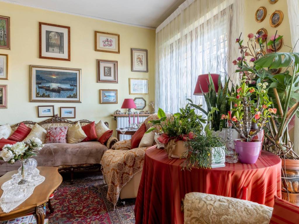 Appartamento a Lucca in Via degli alpini, 151 - Foto 2